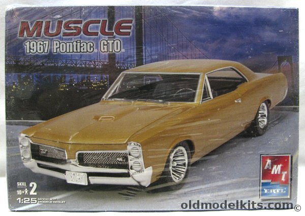 AMT 1/25 1967 Pontiac GTO 2-Door Hardtop Coupe, 38491 plastic model kit